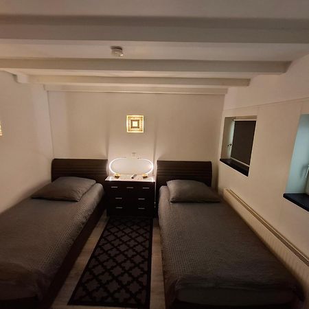 Die Hotelalternative Золинген Екстериор снимка