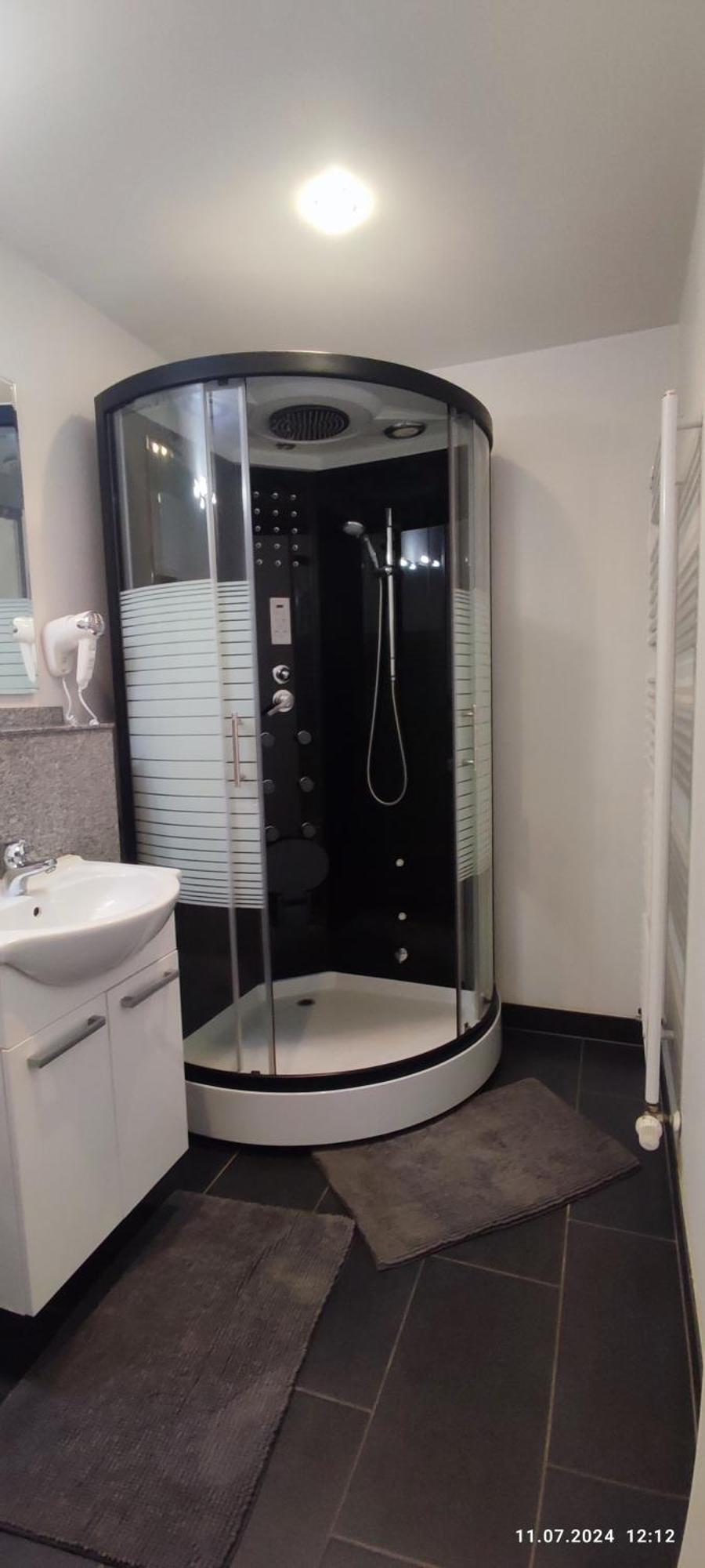Die Hotelalternative Золинген Екстериор снимка