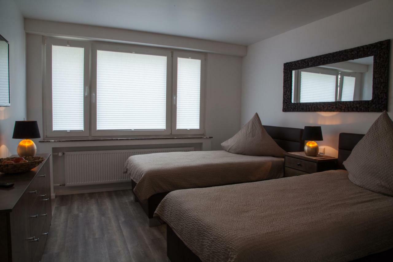 Die Hotelalternative Золинген Екстериор снимка