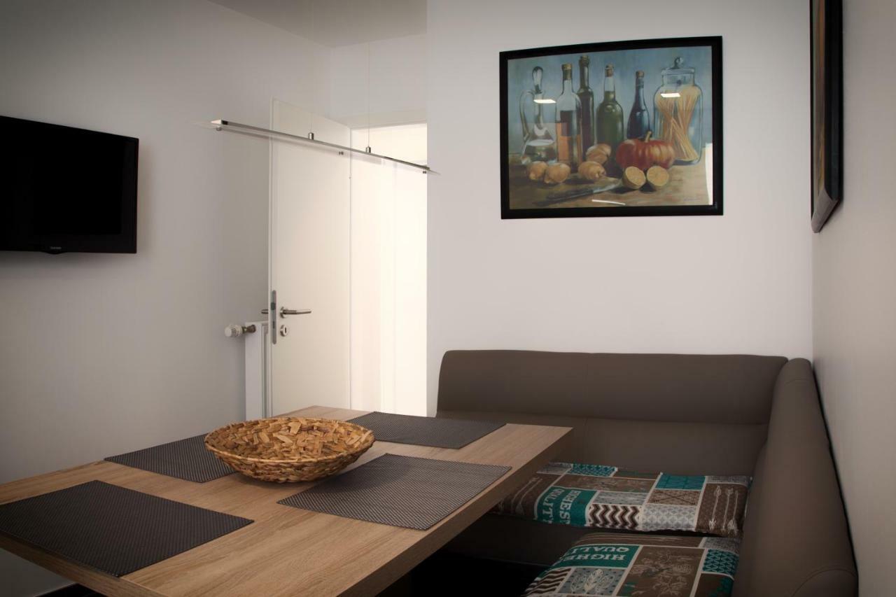 Die Hotelalternative Золинген Екстериор снимка